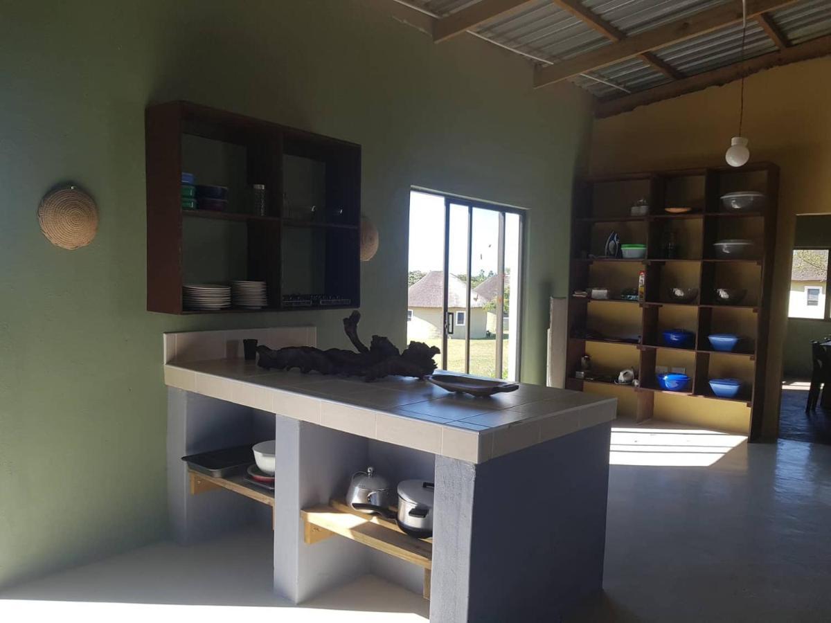 Izulu Eco Lodge Содвана Бей Екстериор снимка